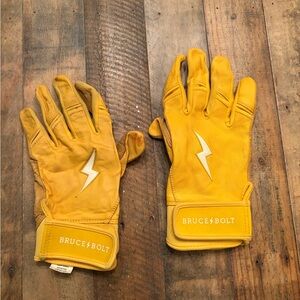 BRUCE BOLT Yellow Leather Gloves